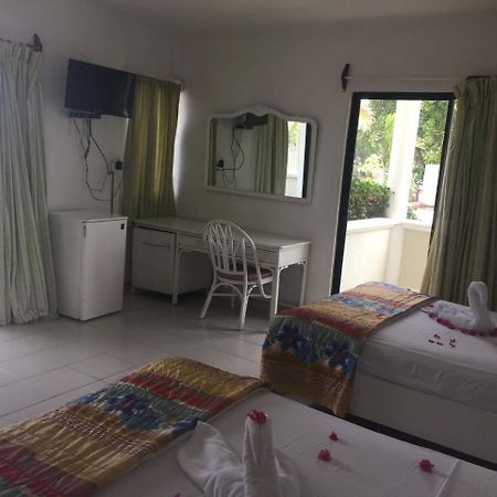 Aparta Hotel Lomar Puerto Plata Екстер'єр фото